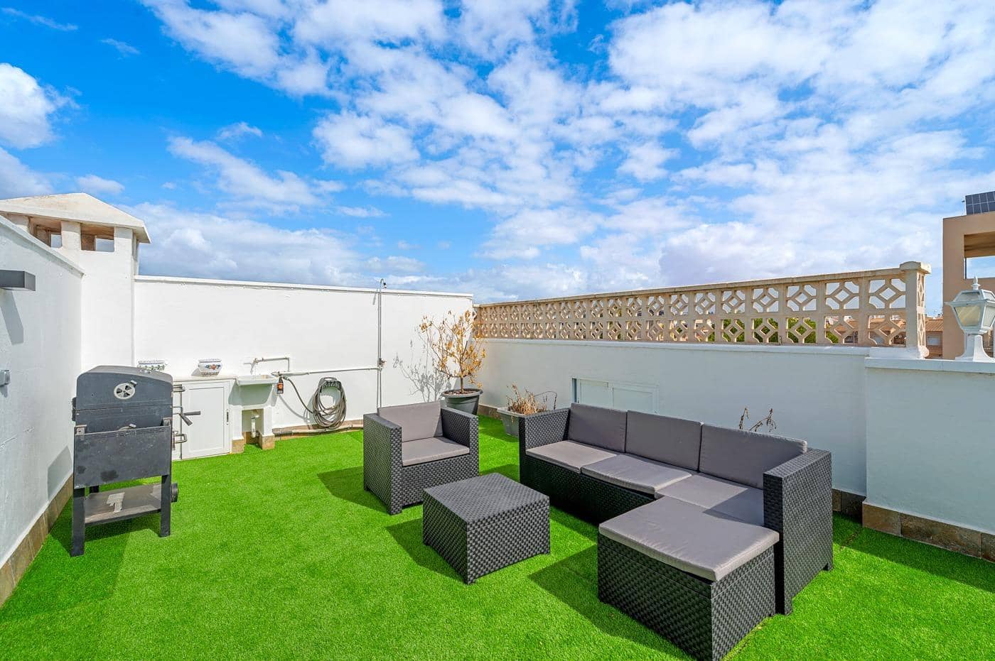 2 soveværelse Lejlighed til salg i La Zenia - € 164.950 (Ref: 9226972)