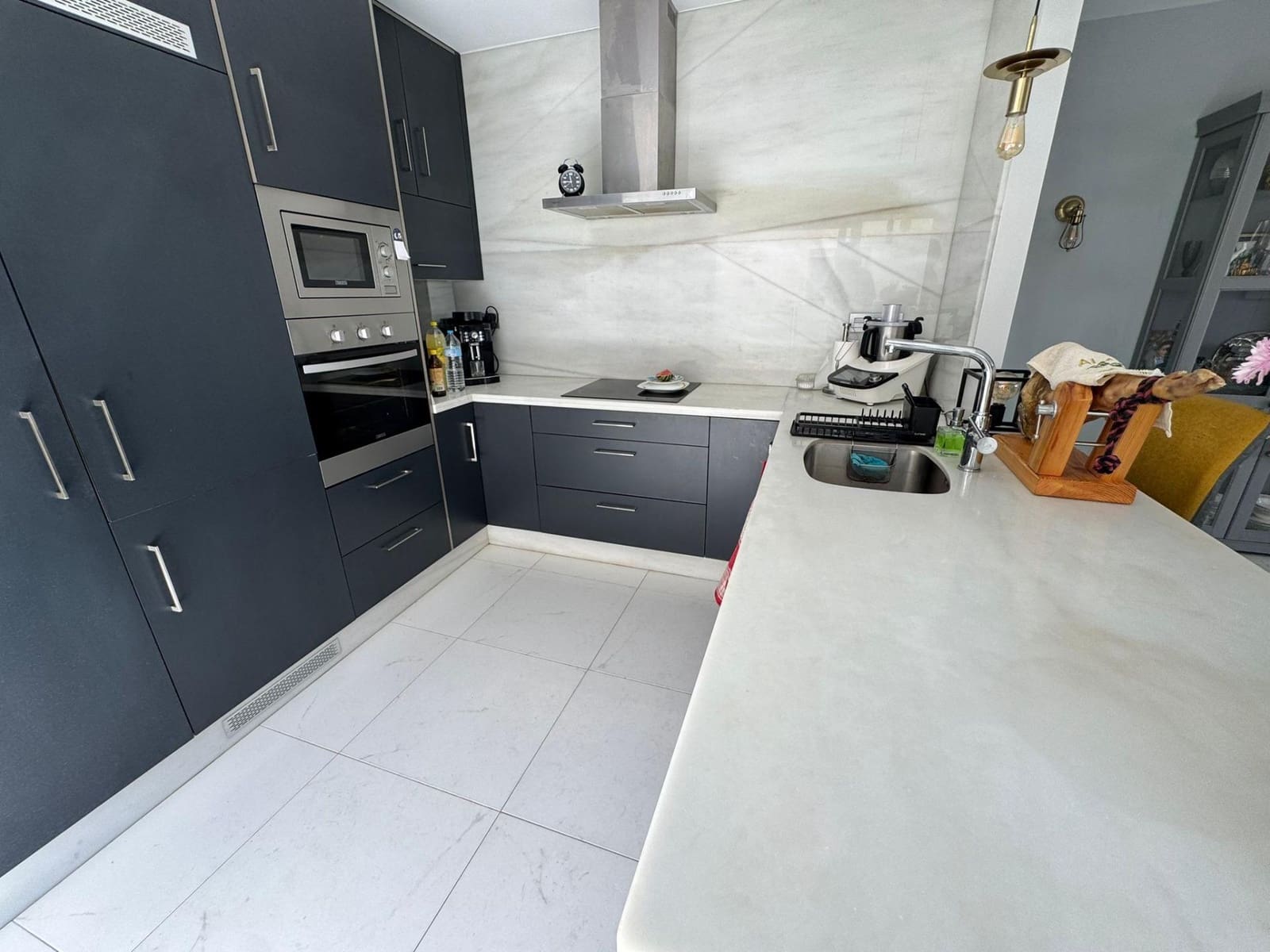 5 bedroom Villa for sale in Orihuela Costa with pool - € 487,000 (Ref: 9226976)