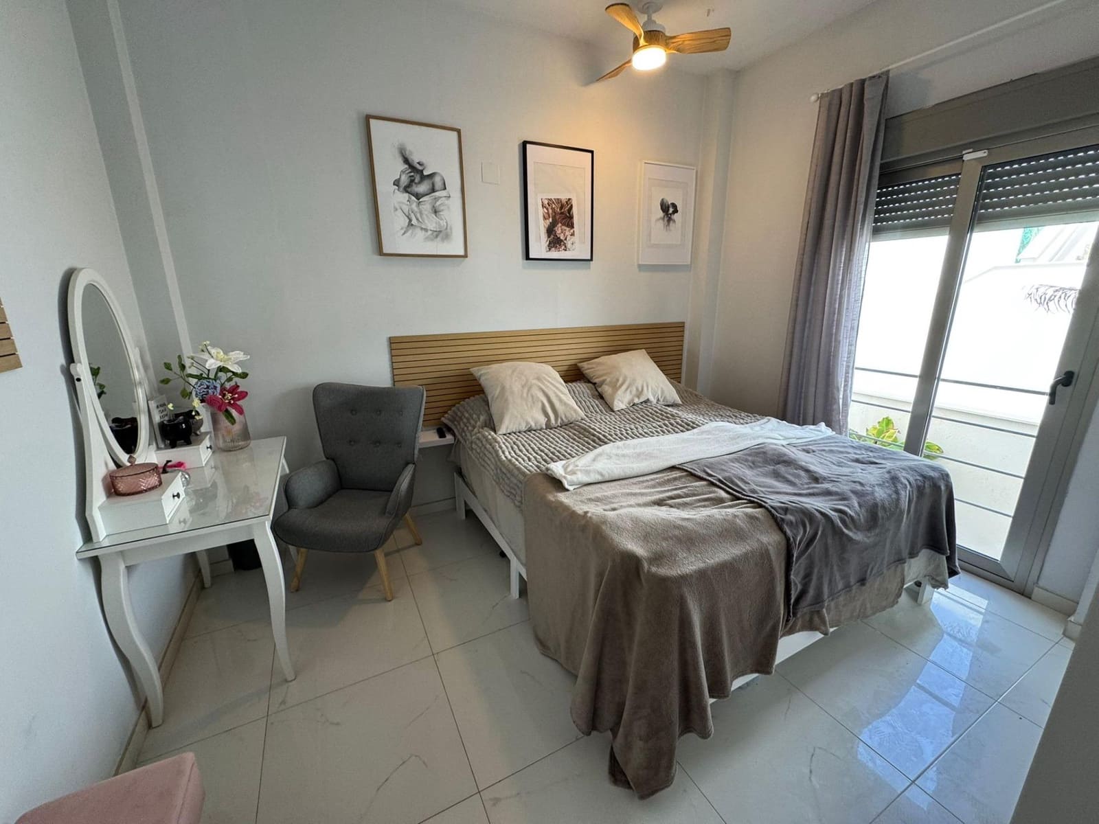 5 bedroom Villa for sale in Orihuela Costa with pool - € 487,000 (Ref: 9226976)