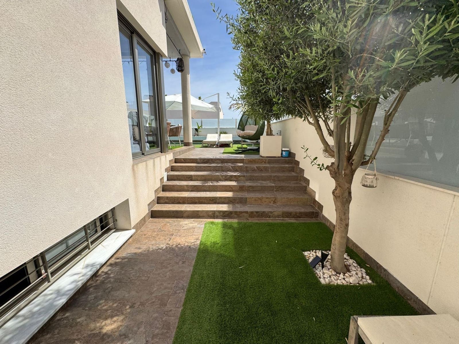 5 bedroom Villa for sale in Orihuela Costa with pool - € 487,000 (Ref: 9226976)