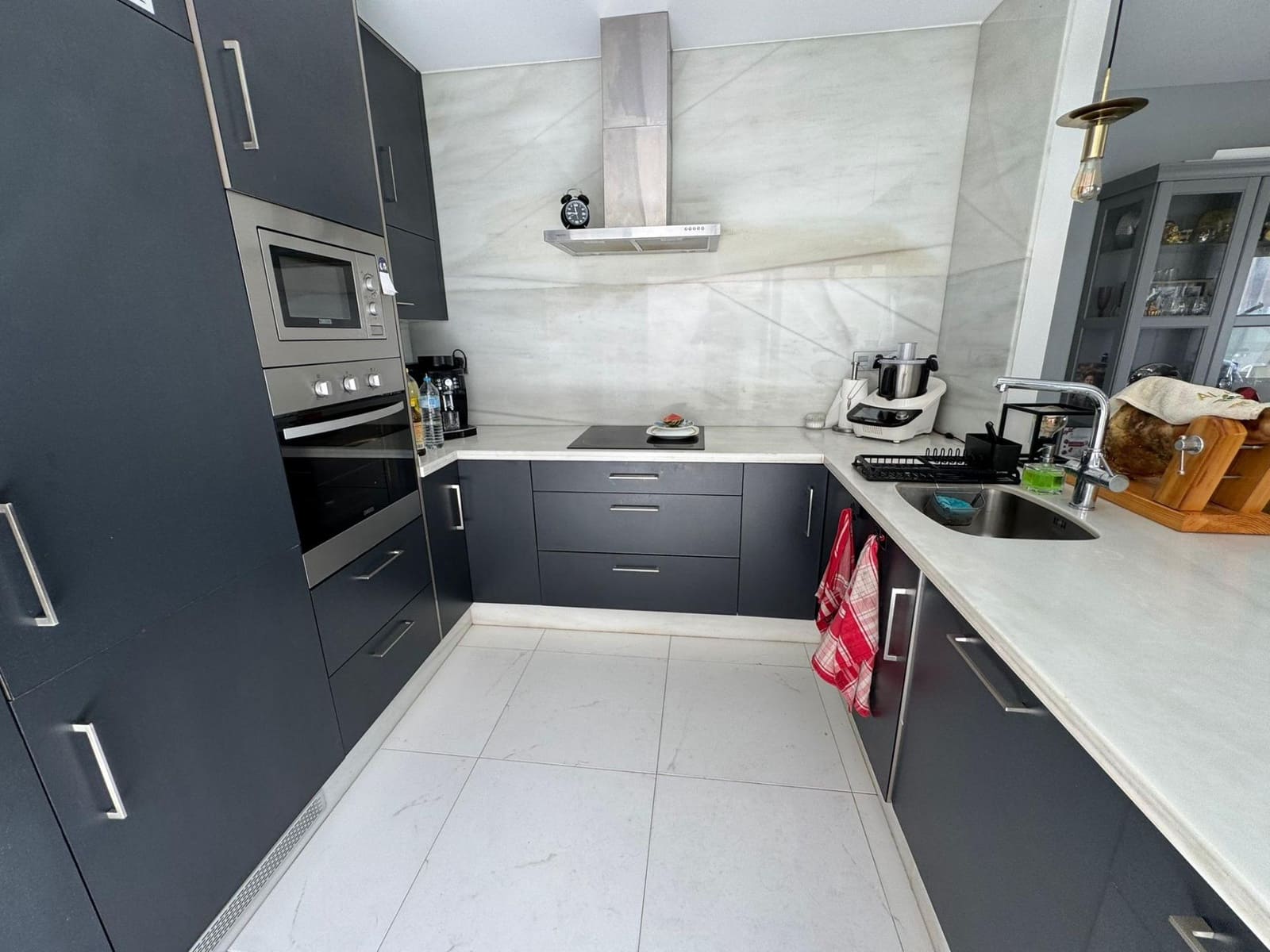 5 bedroom Villa for sale in Orihuela Costa with pool - € 487,000 (Ref: 9226976)