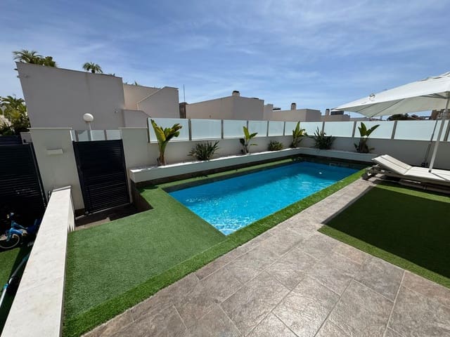 5 soverom Villa til salgs i Orihuela Costa, Orihuela med svømmebasseng - € 487 000 (Ref: 9226976)