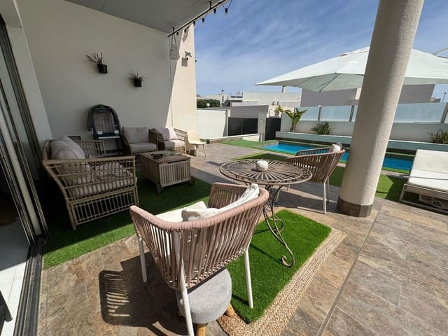 5 soverom Villa til salgs i Orihuela Costa, Orihuela med svømmebasseng - € 487 000 (Ref: 9226976)