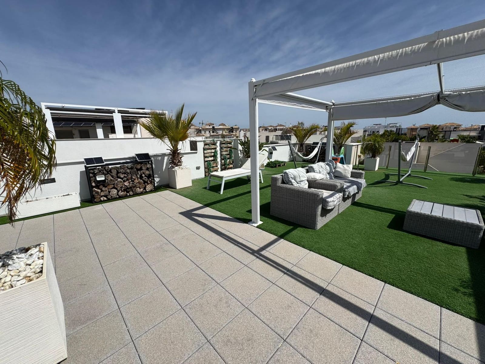 5 bedroom Villa for sale in Orihuela Costa with pool - € 487,000 (Ref: 9226976)