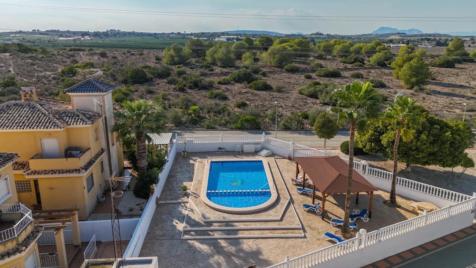 3 soverom Villa til salgs i Lo Crispin med svømmebasseng - € 249 900 (Ref: 9326413)