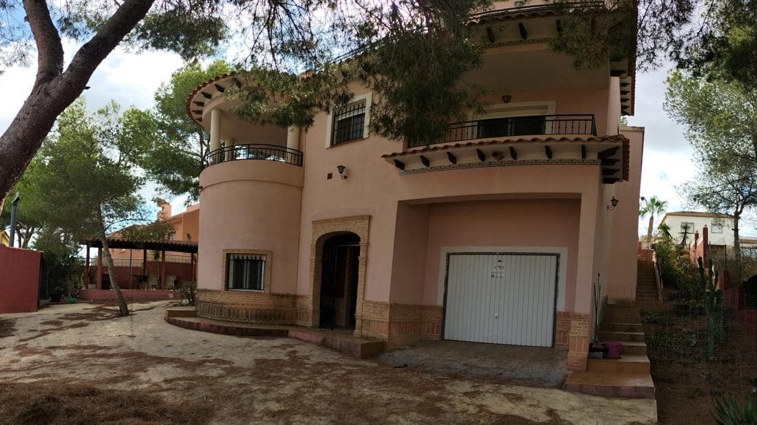 5 camera da letto Villa in vendita in San Miguel de Salinas con piscina garage - 475.000 € (Rif: 9410929)