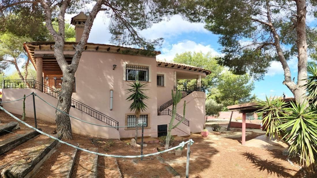 5 camera da letto Villa in vendita in San Miguel de Salinas con piscina garage - 475.000 € (Rif: 9410929)