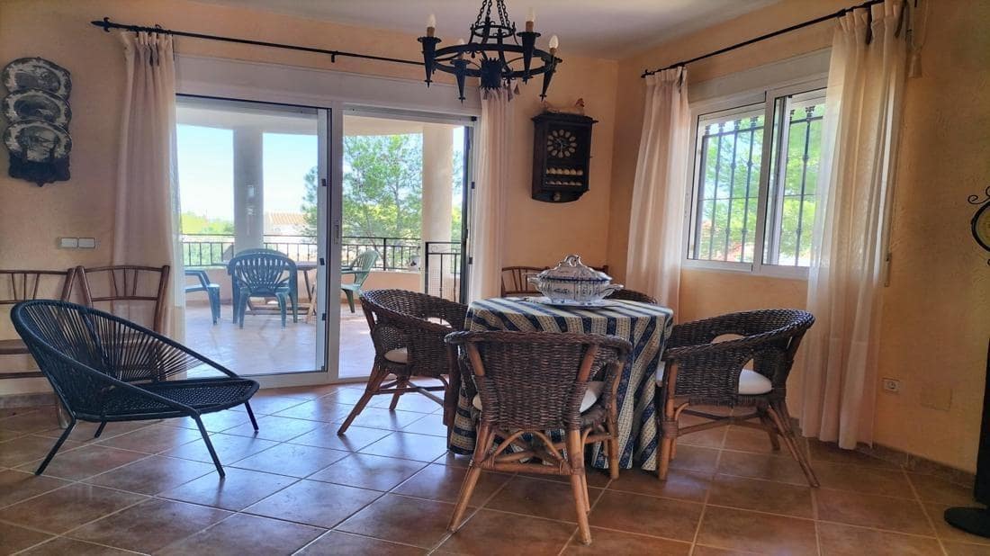 5 bedroom Villa for sale in San Miguel de Salinas with pool garage - € 495,000 (Ref: 9410929)