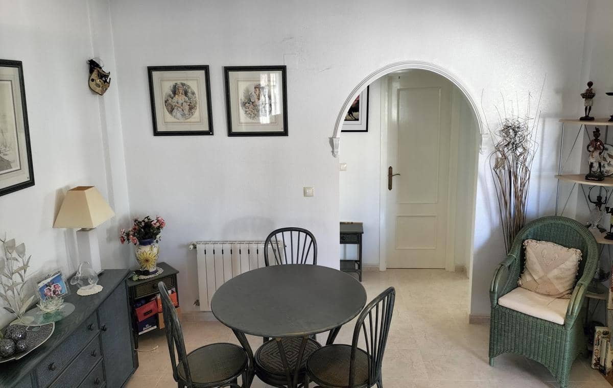 3 slaapkamer Villa te koop in Bigastro met zwembad - € 230.000 (Ref: 9410930)