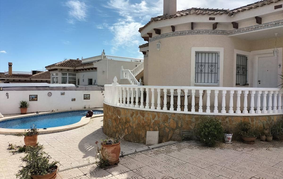 3 slaapkamer Villa te koop in Bigastro met zwembad - € 230.000 (Ref: 9410930)