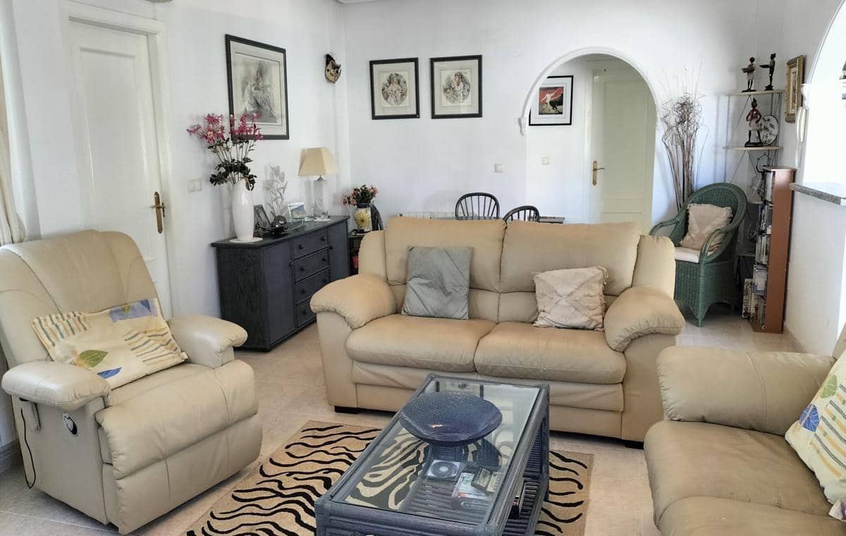 3 slaapkamer Villa te koop in Bigastro met zwembad - € 230.000 (Ref: 9410930)