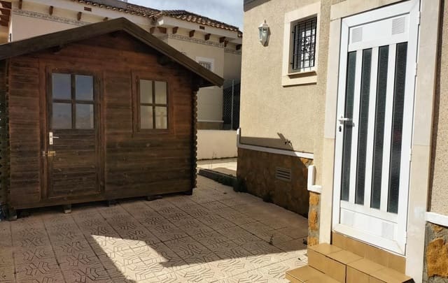 3 bedroom Villa for sale in Bigastro with pool - € 230,000 (Ref: 9410930)