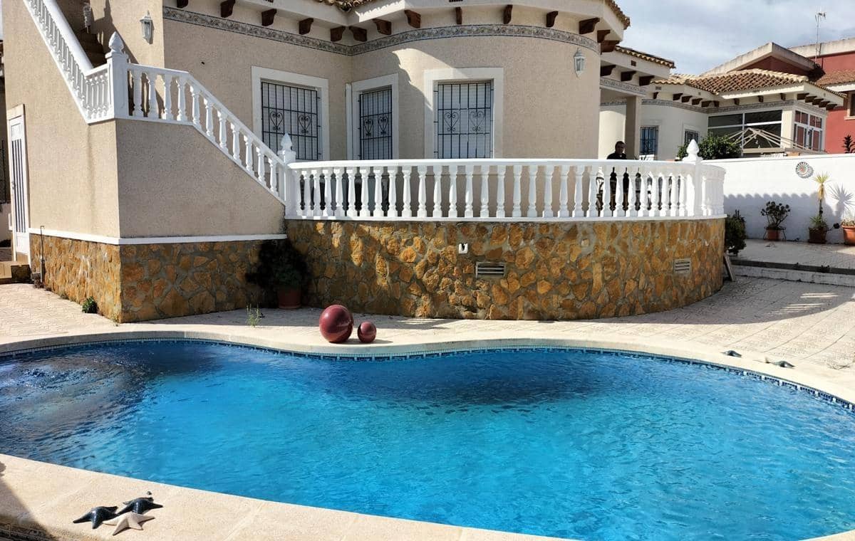 3 slaapkamer Villa te koop in Bigastro met zwembad - € 230.000 (Ref: 9410930)