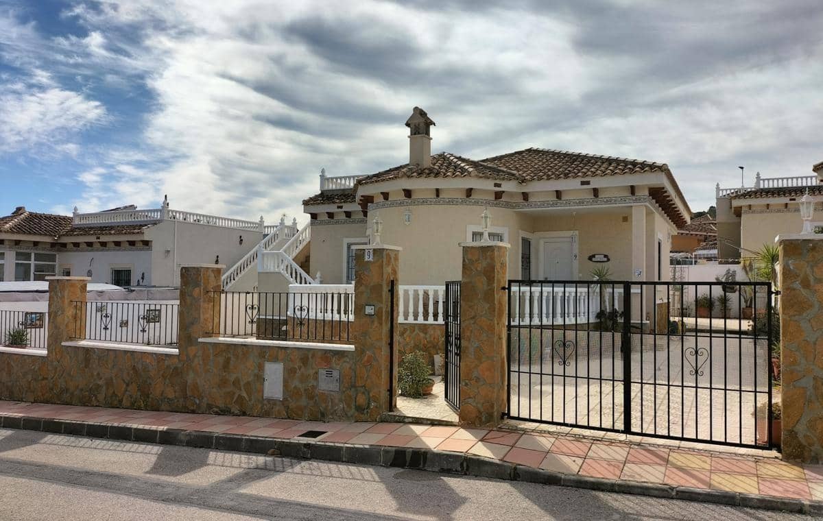 3 slaapkamer Villa te koop in Bigastro met zwembad - € 230.000 (Ref: 9410930)