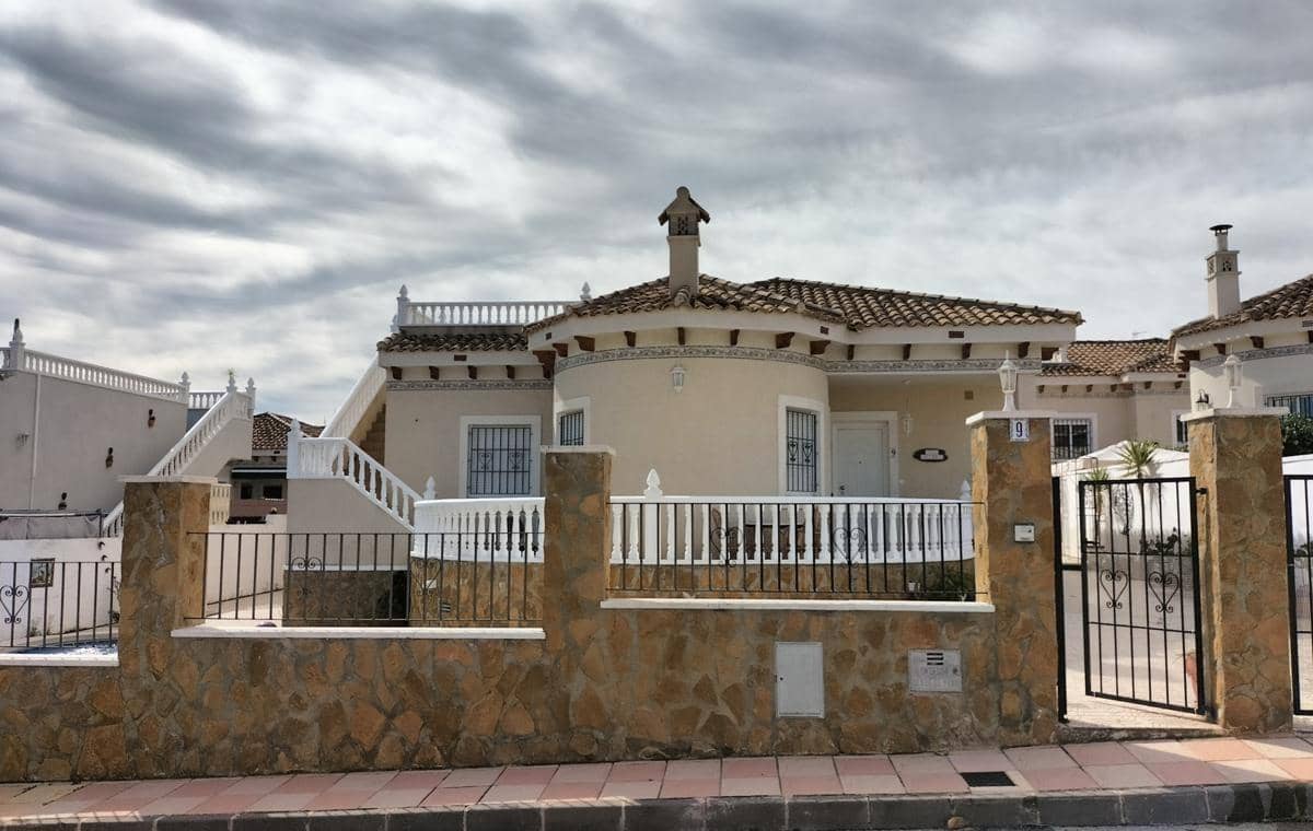 3 slaapkamer Villa te koop in Bigastro met zwembad - € 230.000 (Ref: 9410930)