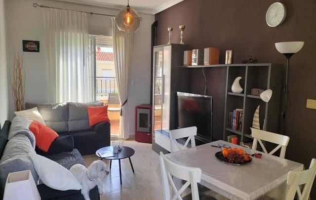 Apartamento de 2 habitaciones en Aguas Nuevas, Torrevieja en venta con piscina - 139.000 € (Ref: 9410931)