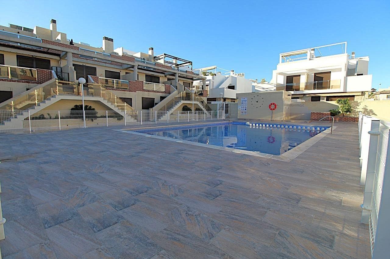 3 sovrum Lägenhet till salu i Orihuela Costa med pool - 220 000 € (Ref: 9478739)