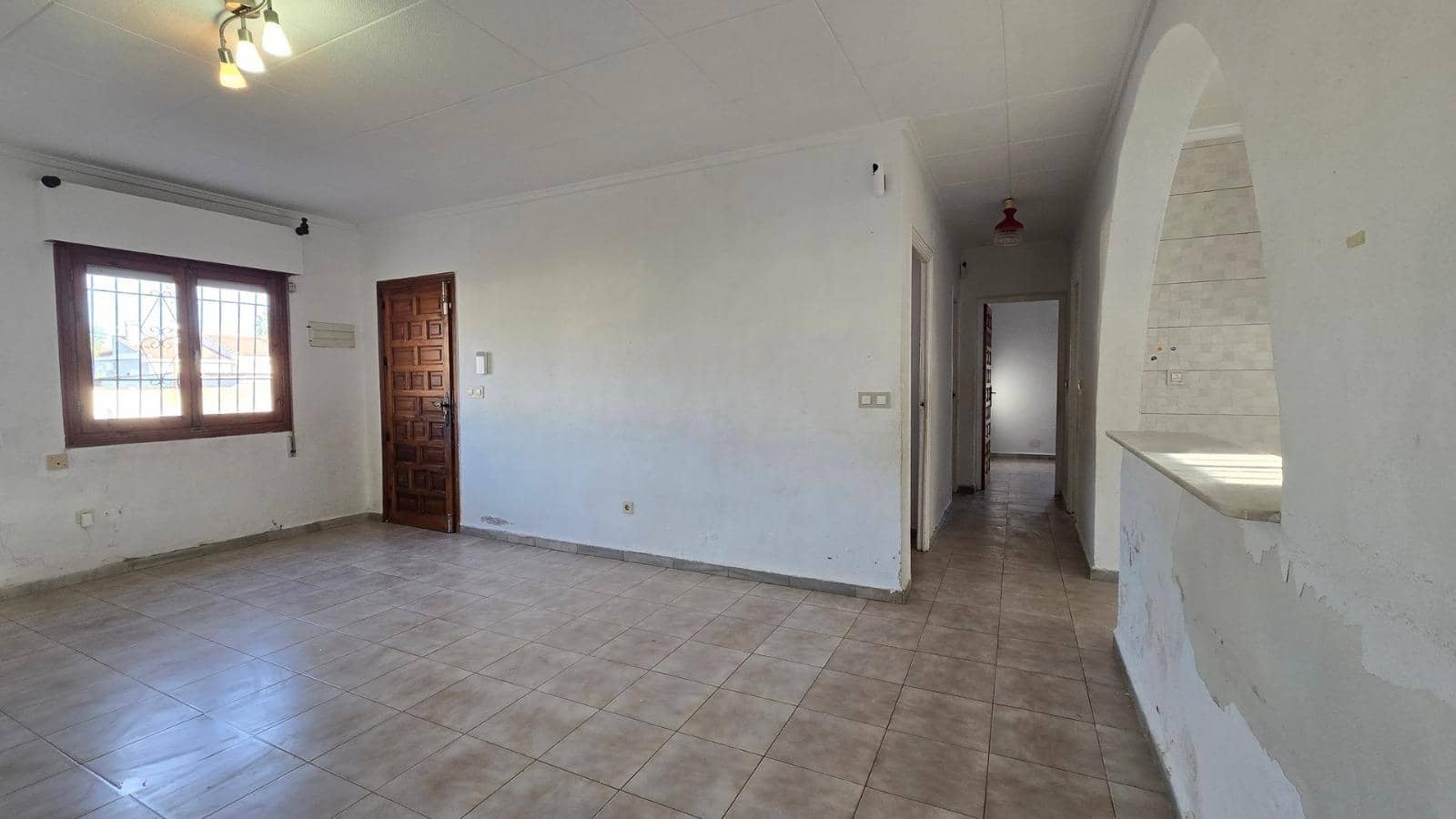 Chalet de 3 habitaciones en La Siesta en venta con garaje - 330.000 € (Ref: 9537306)