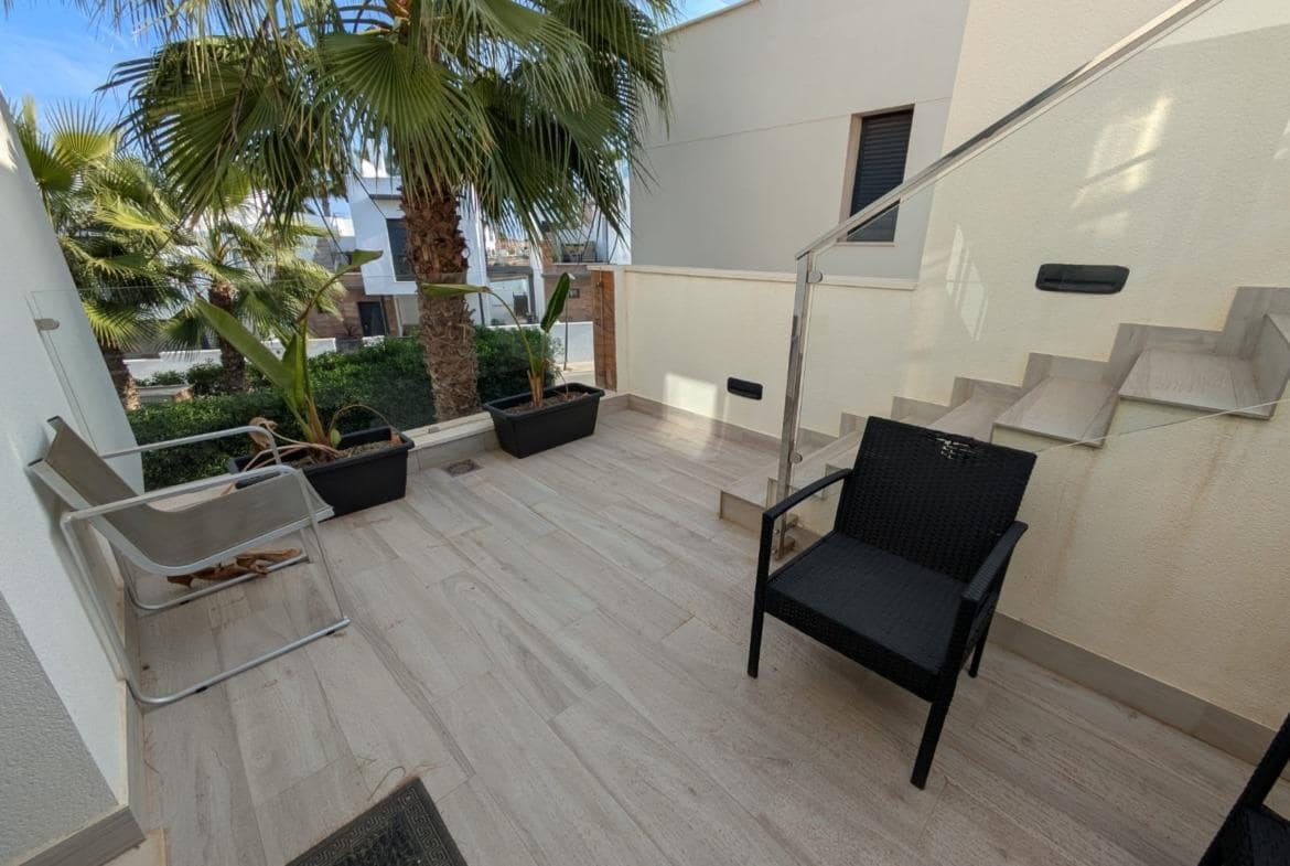 3 quarto Moradia para venda em Orihuela Costa - 450 000 € (Ref: 9568518)