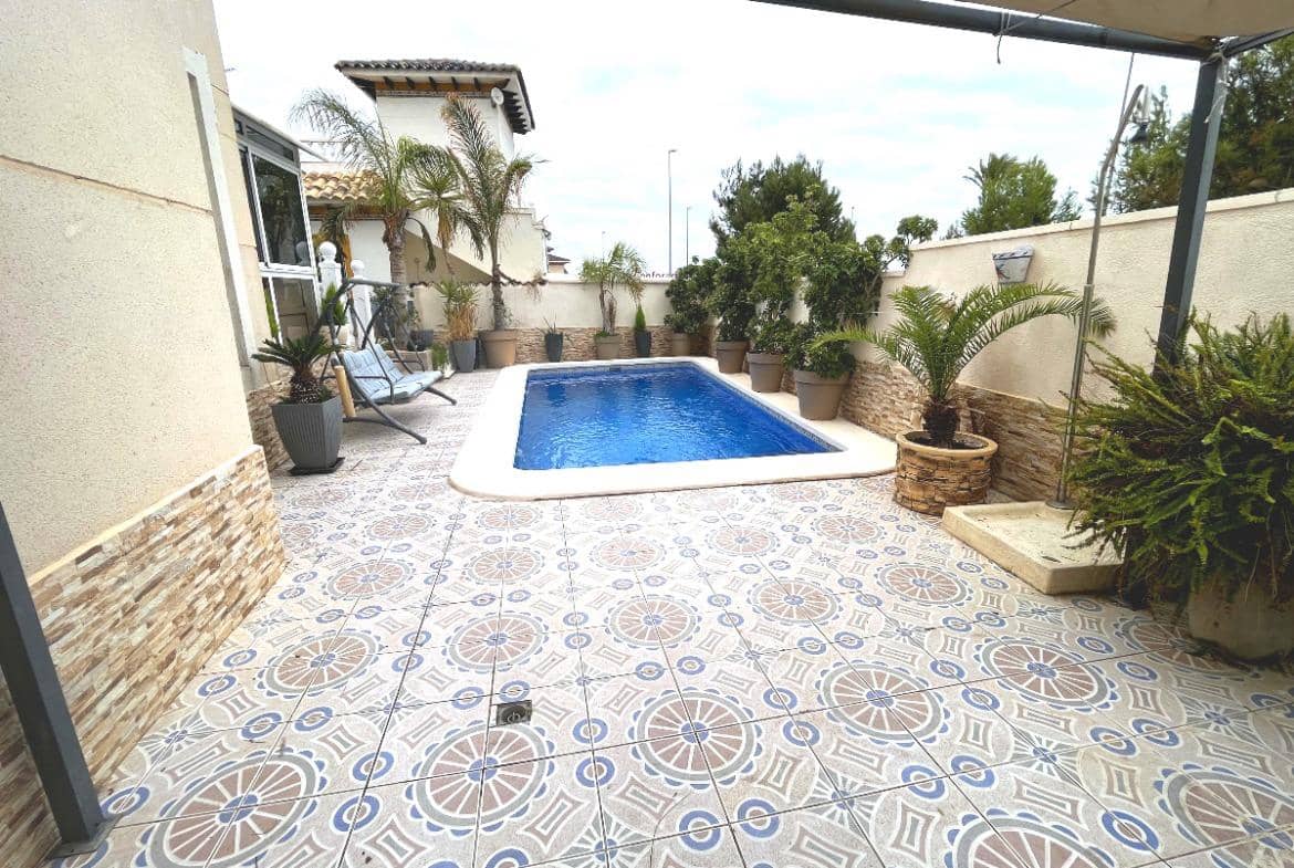 4 quarto Moradia para venda em La Zenia - 399 000 € (Ref: 9568519)