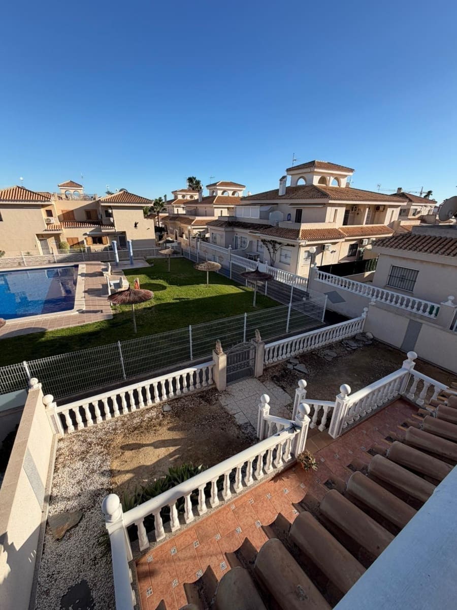 3 quarto Moradia para venda em Playa Flamenca - 305 000 € (Ref: 9586441)