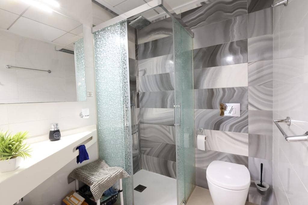 3 makuuhuone Huvila myytävänä paikassa Playa Flamenca mukana 
autotalli - 375 000 € (Ref: 9591214)