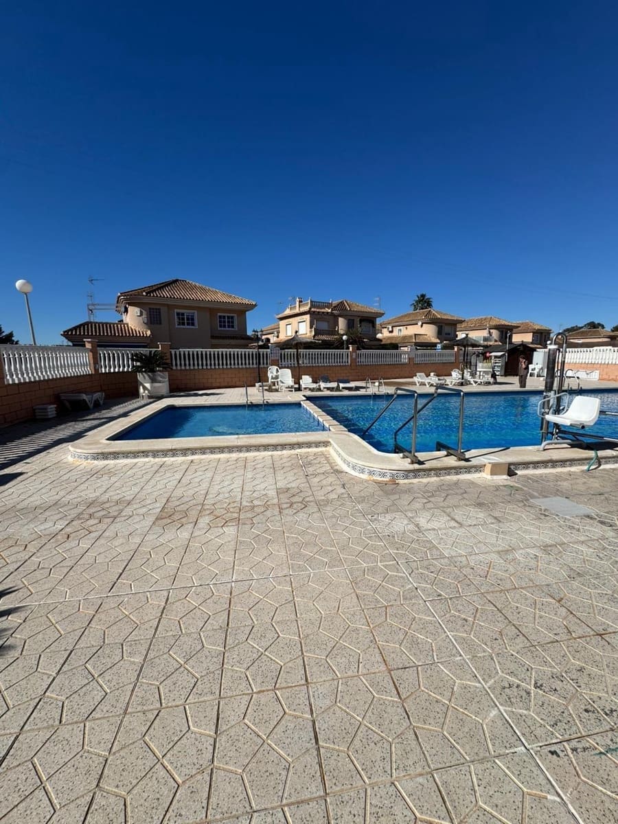 2 bedroom Apartment for sale in Punta Prima - € 132,000 (Ref: 9619178)