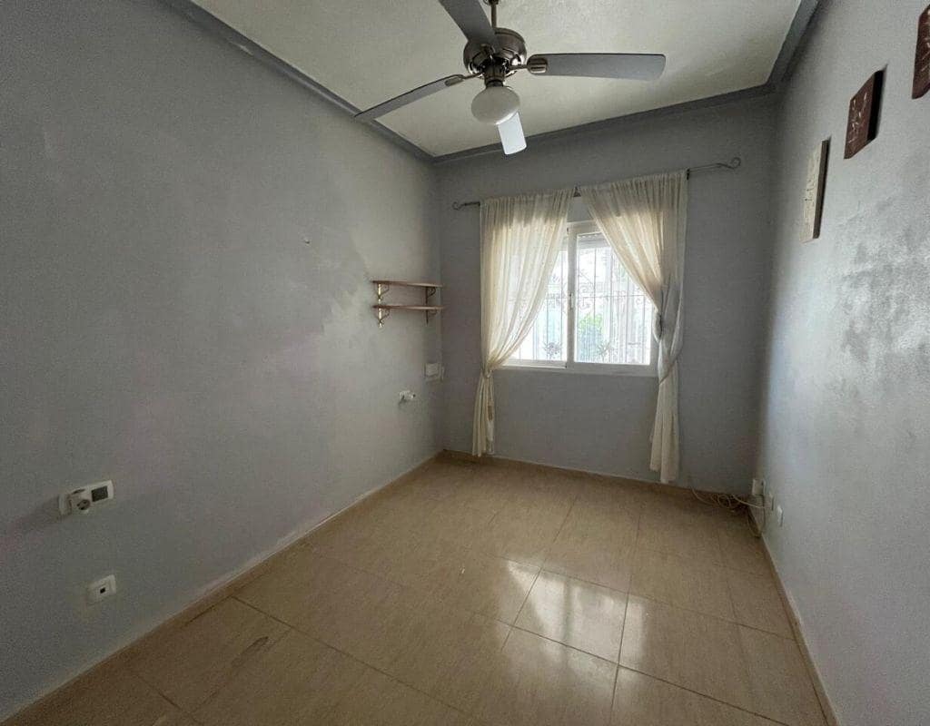 3 soverom Villa til salgs i Lo Crispin med svømmebasseng - € 207 000 (Ref: 9627449)