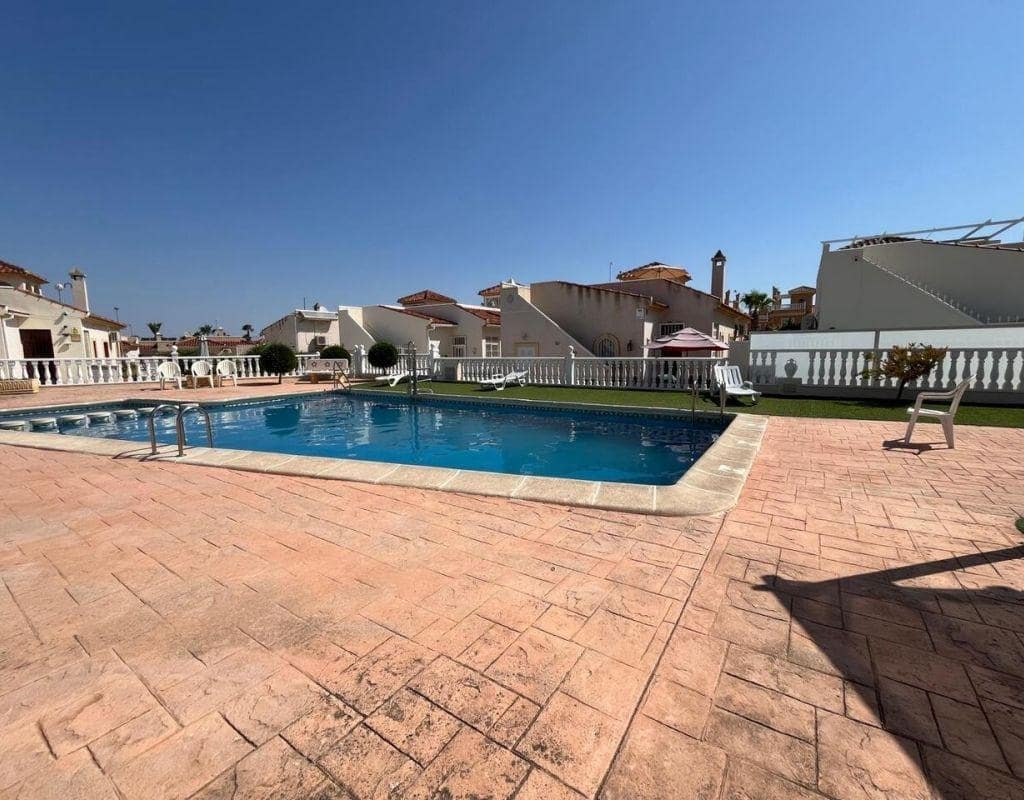 3 soverom Villa til salgs i Lo Crispin med svømmebasseng - € 207 000 (Ref: 9627449)