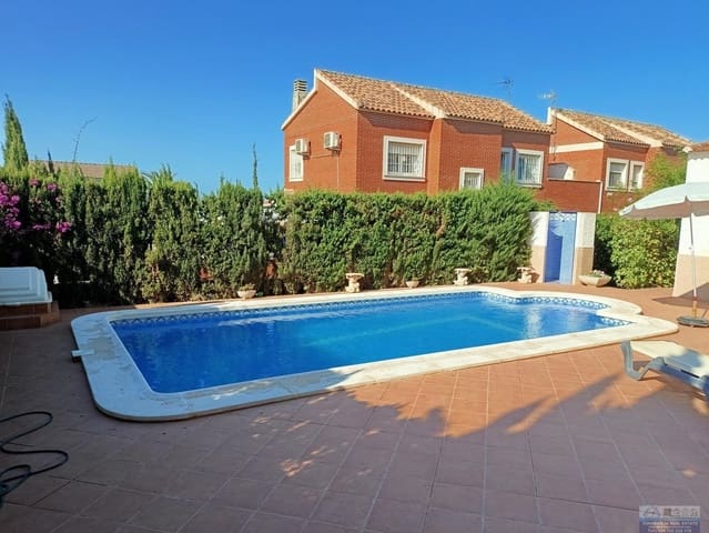 4 quarto Moradia para venda em Los Balcones - 348 000 € (Ref: 9629918)