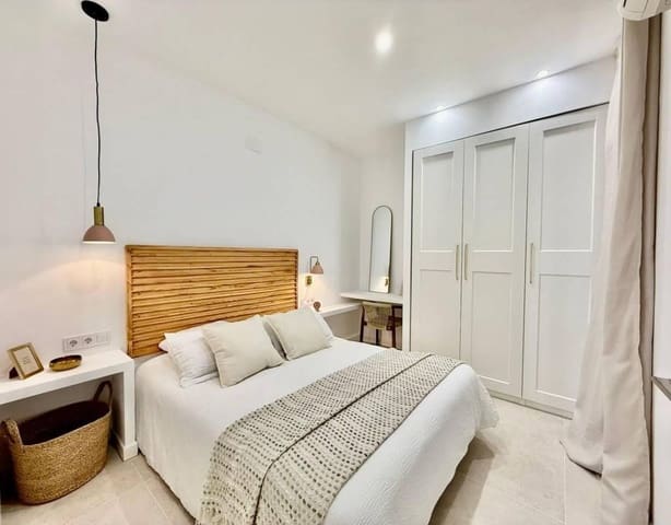 Bungalow de 2 habitaciones en La Siesta, Torrevieja en venta - 149.000 € (Ref: 9656037)