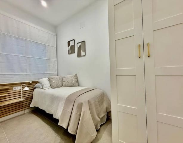 Bungalow de 2 habitaciones en La Siesta, Torrevieja en venta - 149.000 € (Ref: 9656037)