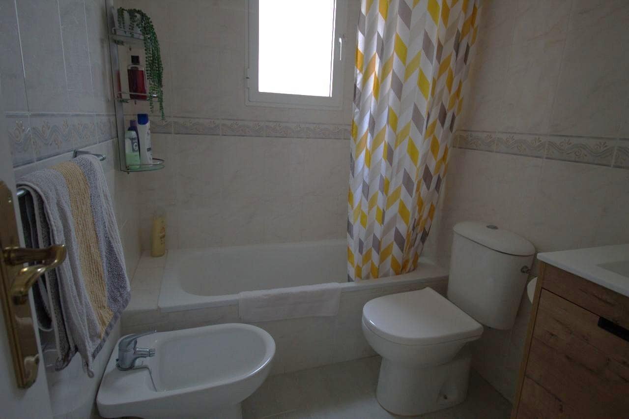 3 chambre Villa/Maison Mitoyenne à vendre à Orihuela Costa avec piscine garage - 205 000 € (Ref: 9677431)