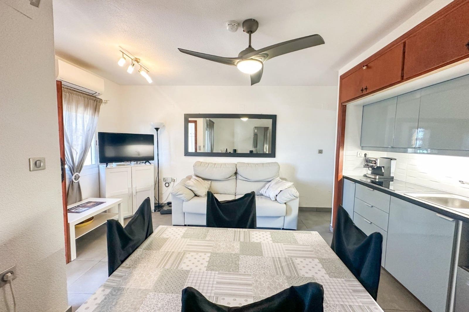 1 quarto Apartamento para venda em San Miguel de Salinas - 115 000 € (Ref: 9690565)