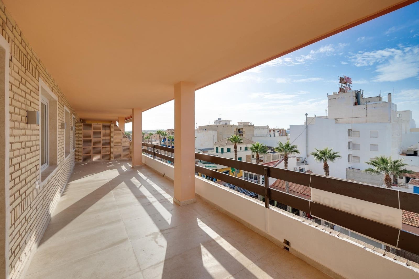 3 chambre Appartement à vendre à Torrevieja - 225 000 € (Ref: 9719865)