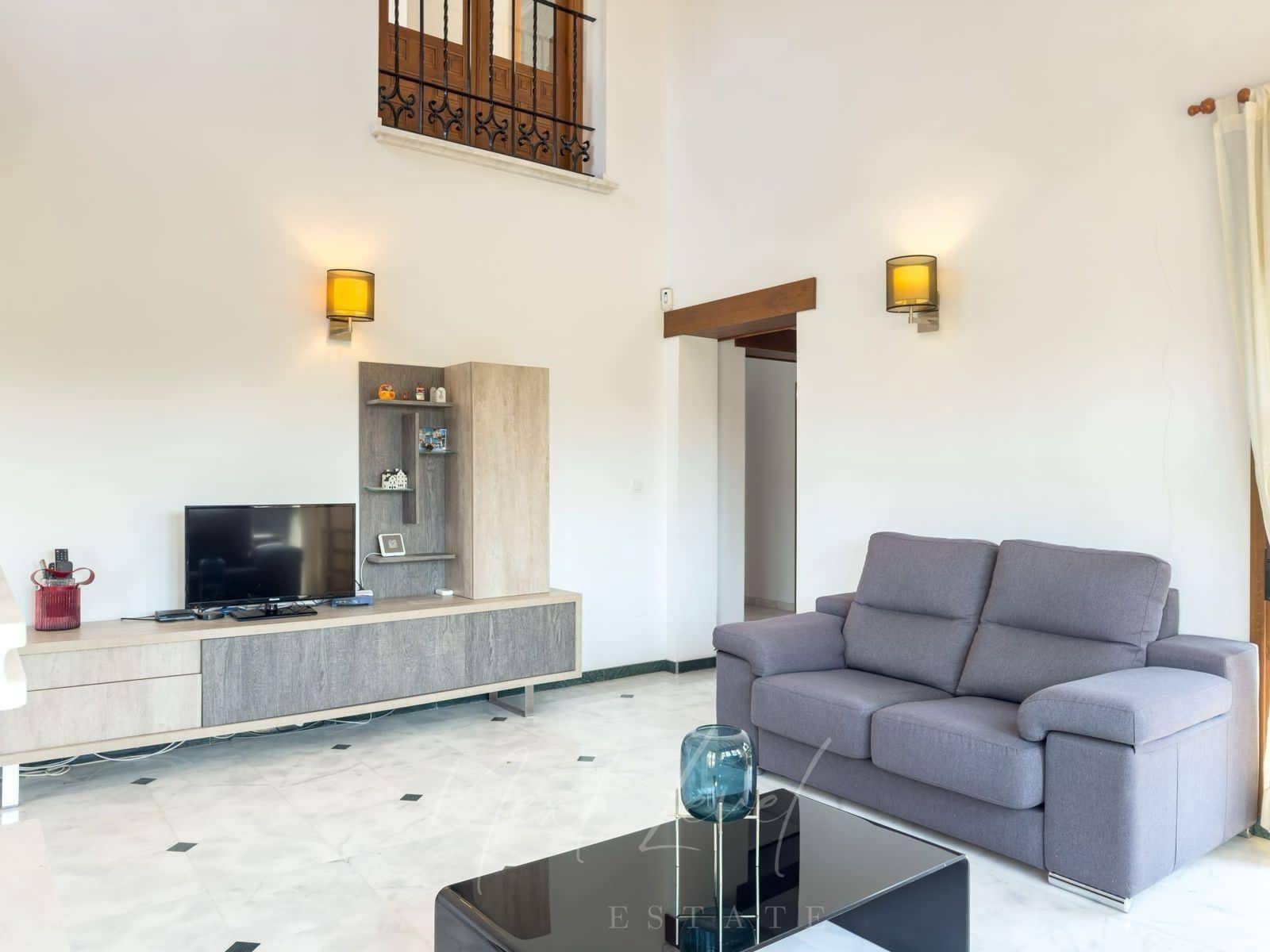 Chalet de 3 habitaciones en Algorfa en venta - 470.000 € (Ref: 9732055)