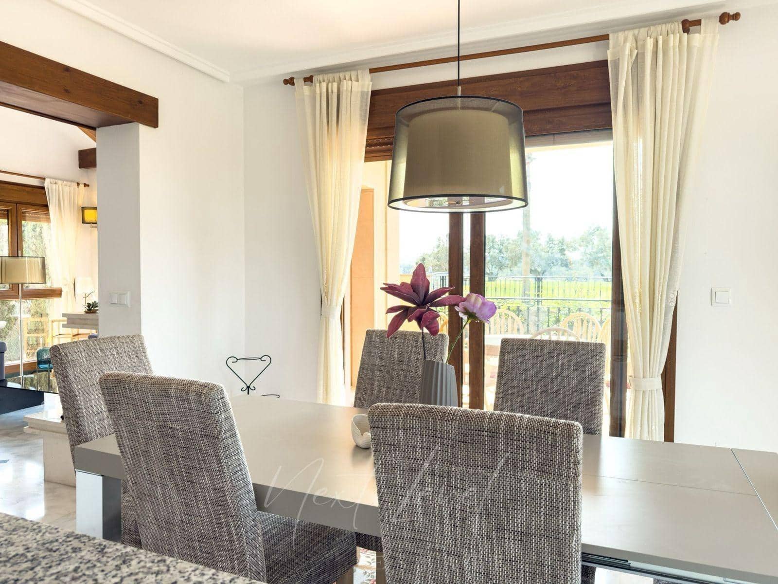 Chalet de 3 habitaciones en Algorfa en venta - 470.000 € (Ref: 9732055)