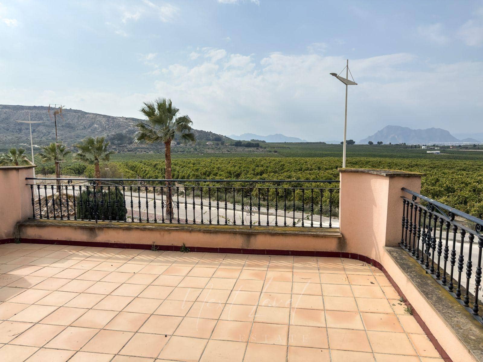 Chalet de 3 habitaciones en Algorfa en venta - 470.000 € (Ref: 9732055)