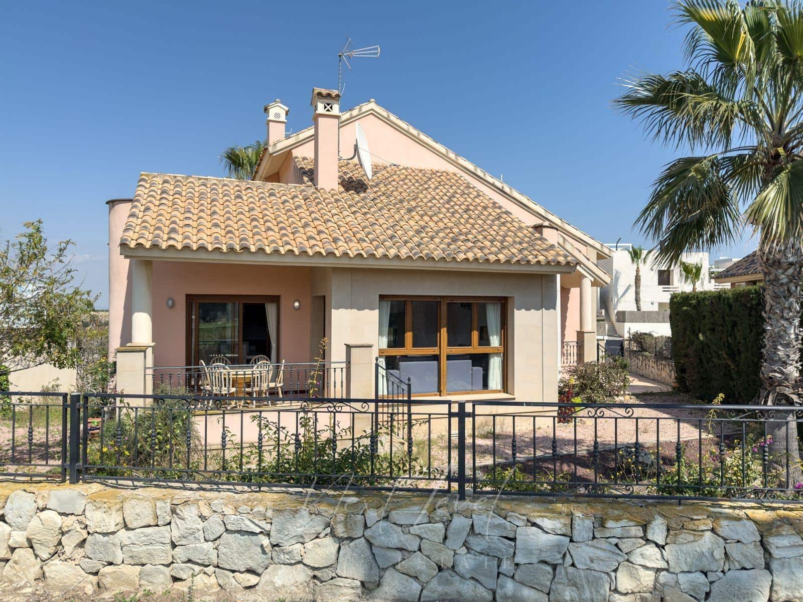 Chalet de 3 habitaciones en Algorfa en venta - 470.000 € (Ref: 9732055)