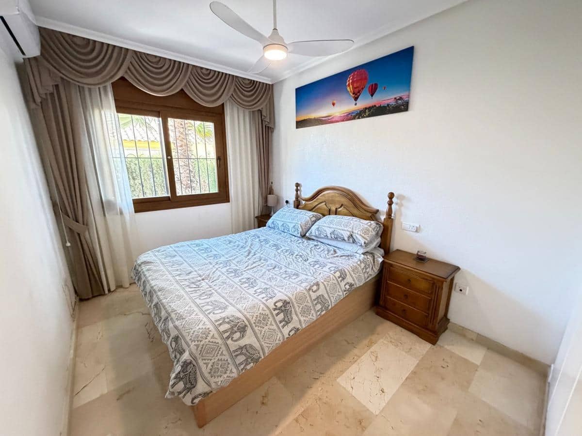 2 makuuhuone Huvila myytävänä paikassa Orihuela Costa - 199 995 € (Ref: 9732056)