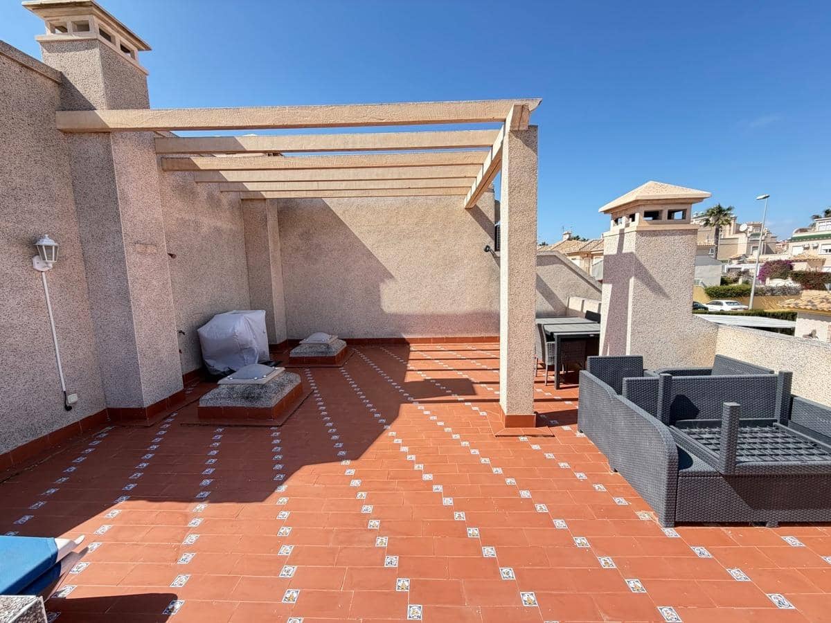 2 makuuhuone Huvila myytävänä paikassa Orihuela Costa - 199 995 € (Ref: 9732056)