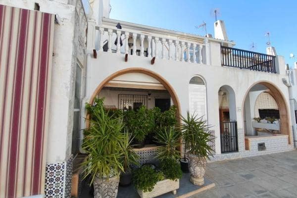 2 slaapkamer Rijtjeshuis te koop in El Chaparral - € 148.900 (Ref: 9732057)