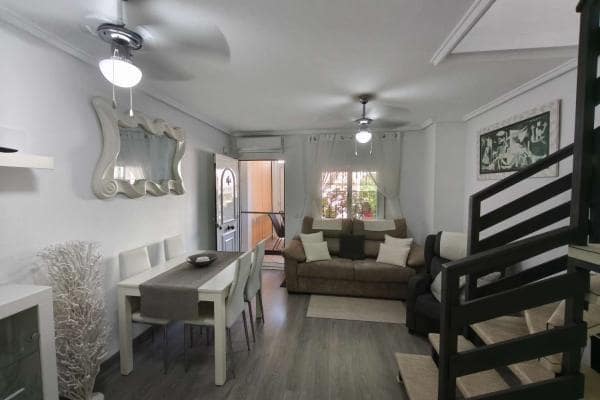 2 slaapkamer Rijtjeshuis te koop in El Chaparral, Torrevieja - € 148.900 (Ref: 9732057)