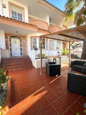 4 makuuhuone Omakotitalo myytävänä paikassa Villamartin, Orihuela - 229 000 € (Ref: 9743102)