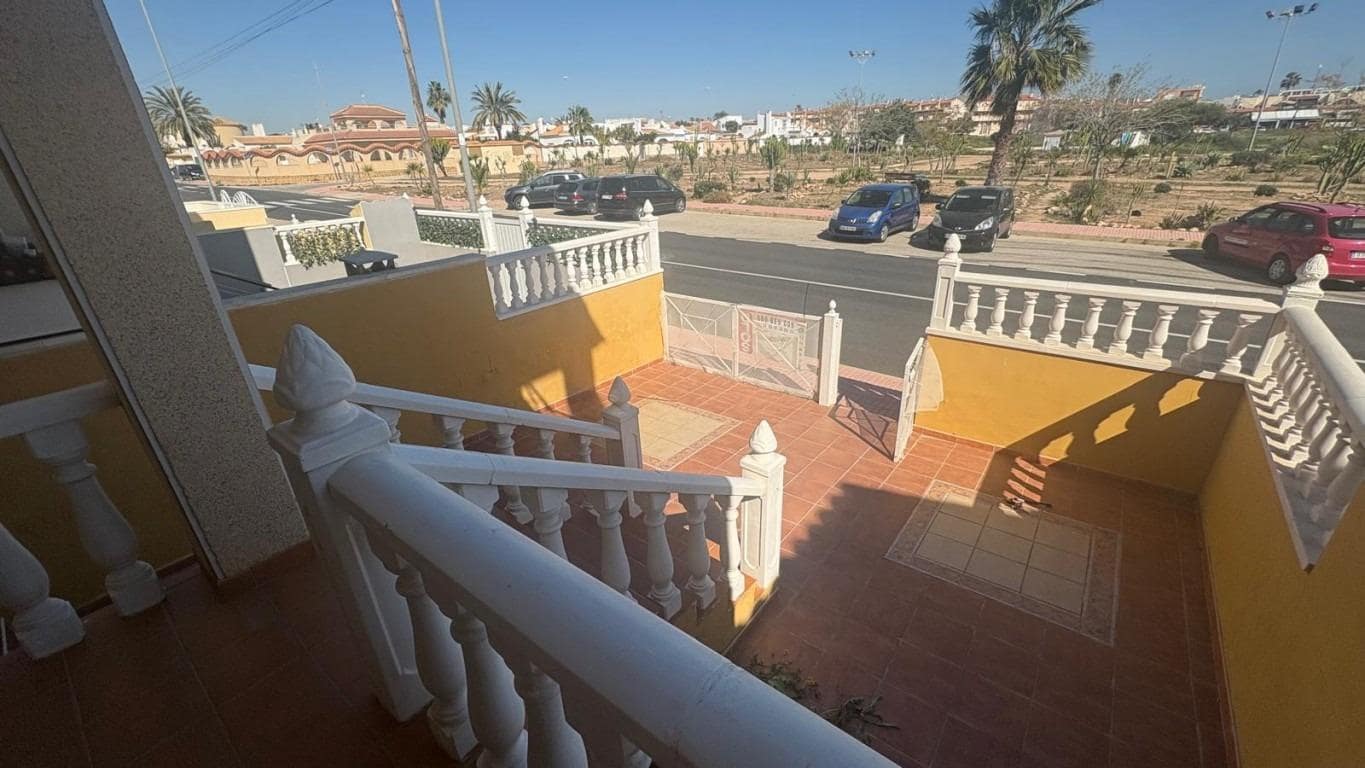 2 bedroom Apartment for sale in La Chismosa - € 149,500 (Ref: 9773009)