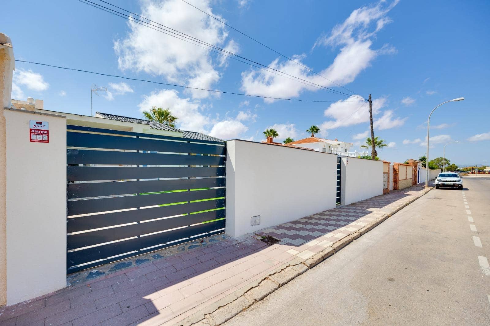 4 slaapkamer Villa te koop in San Luis met garage - € 400.000 (Ref: 9813304)