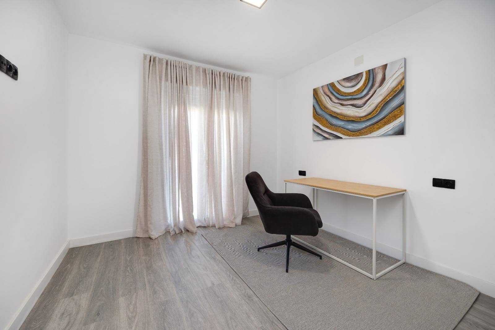 4 slaapkamer Villa te koop in San Luis met garage - € 400.000 (Ref: 9813304)