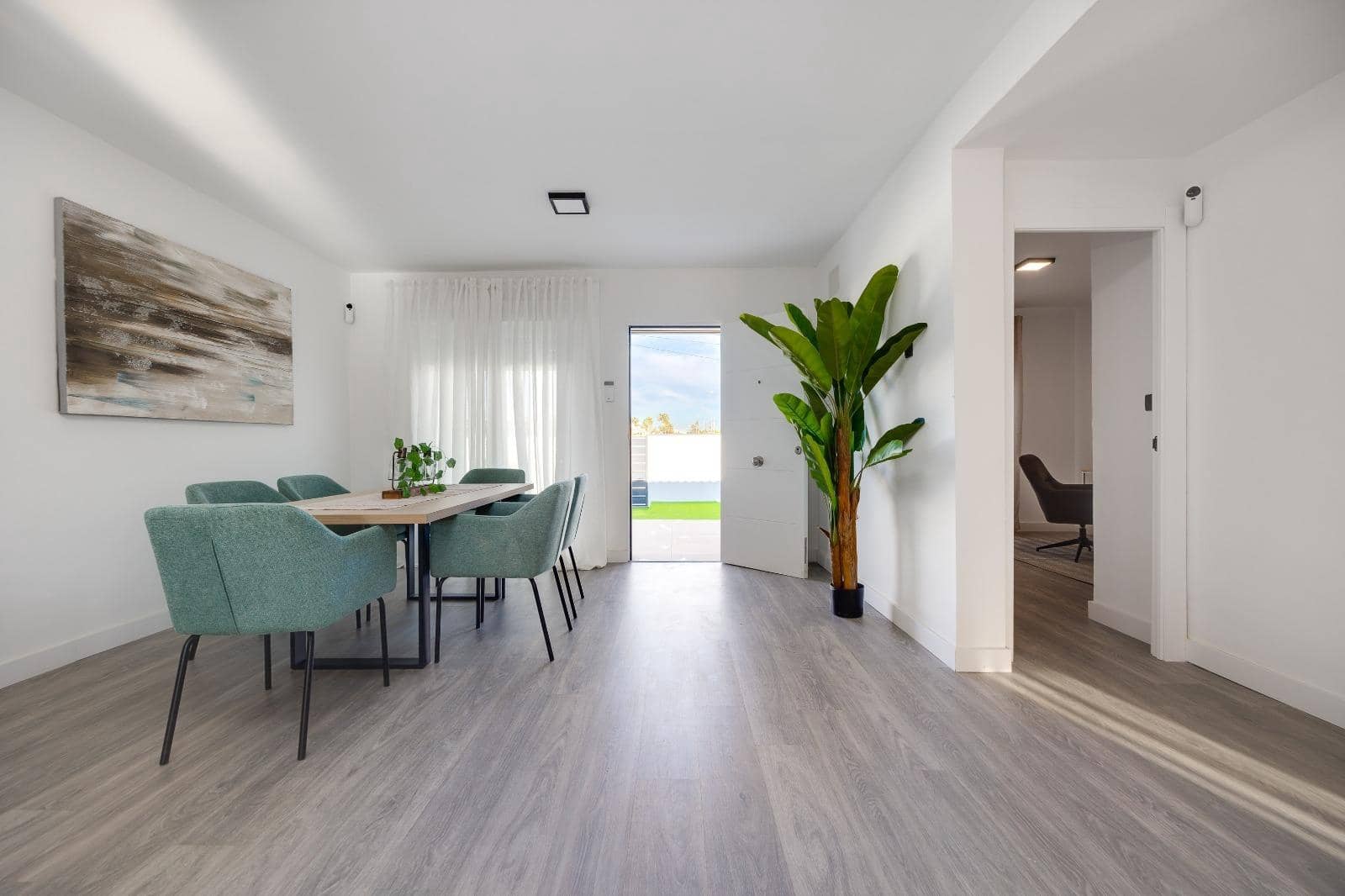 4 slaapkamer Villa te koop in San Luis met garage - € 400.000 (Ref: 9813304)