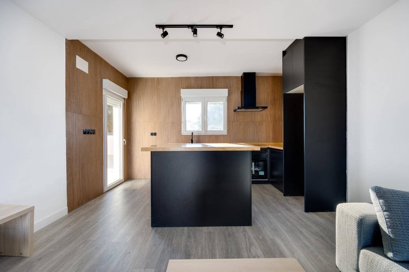 4 slaapkamer Villa te koop in San Luis met garage - € 400.000 (Ref: 9813304)