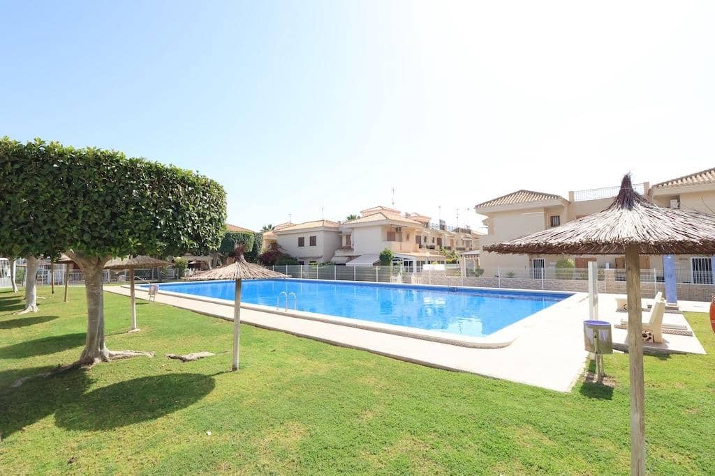 2 soveværelse Lejlighed til salg i Playa Flamenca - € 169.000 (Ref: 9813306)